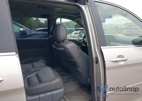 2005 Honda Odyssey Ex-L from USA, damaged, VIN 5FNRL38785B056570